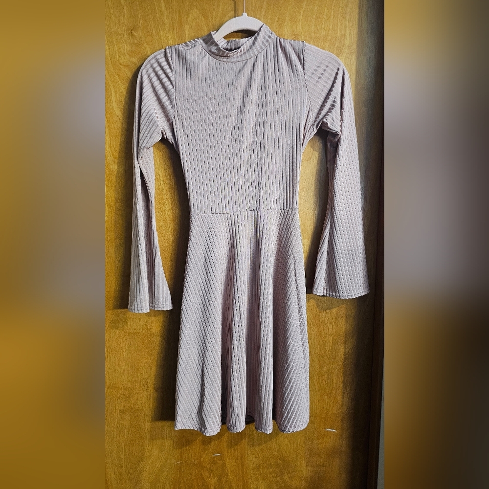 CREPE LONG SLEEVE SKATER DRESS